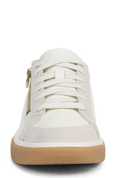 Vionic City Walk Axis Sneaker In White