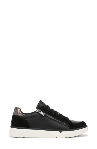 Vionic City Walk Axis Sneaker In Multi