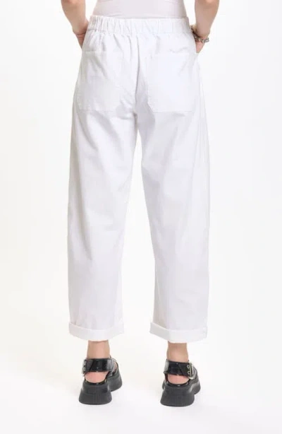 Daze Villa Embroidered Cuffed Drawstring Pants In White