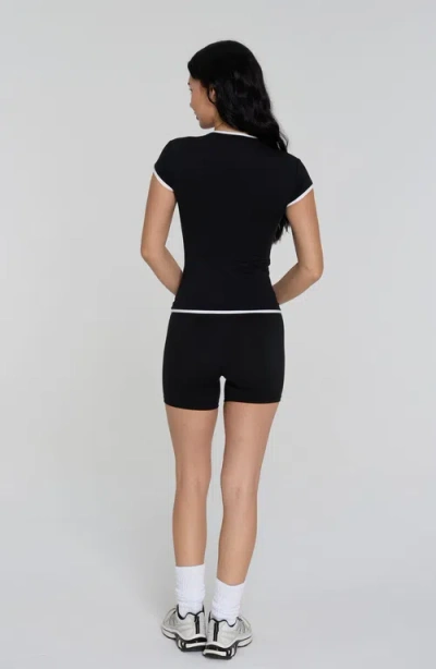 Form Layering Tee In Black