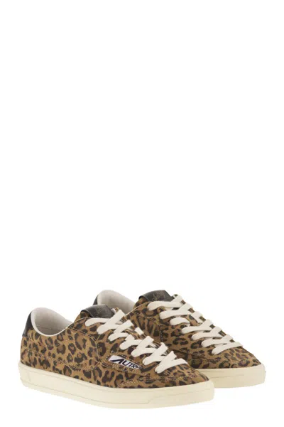Autry Windscape Low Sneakers In Leopard And Black Suede In Animal Print