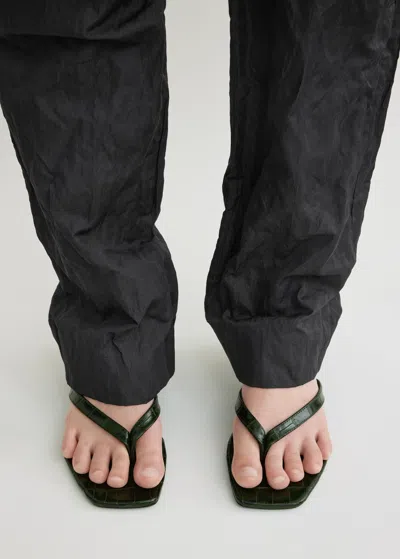 Totême Minimalist Black Leather Thong Sandals With Square Toe And Low Heel In Multi