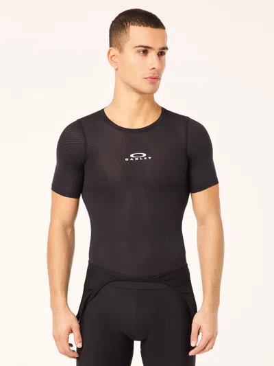 Oakley Endurance Base Layer Ss Tee In Black