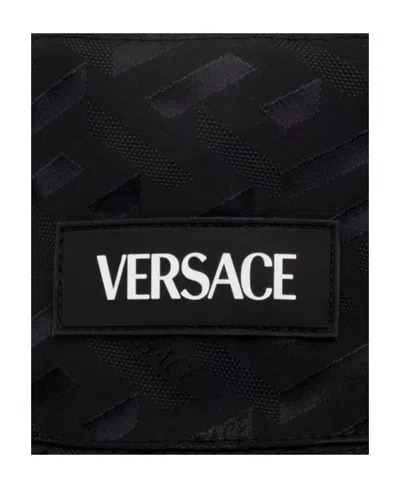Versace La Greca Bucket Hat In Pattern