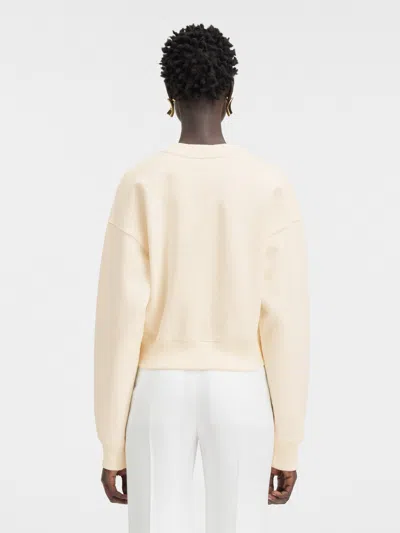 Jacquemus Logo Patch Cropped Sweatshirt In Neutral