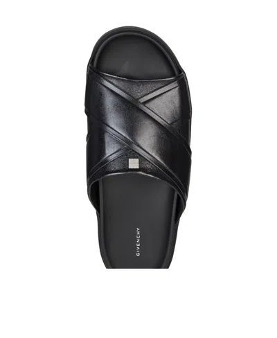 Givenchy 4g Plaque Flat Sandals In Black