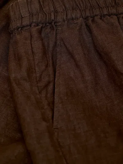 Closed Drawstring Elasticated Shorts In Brown