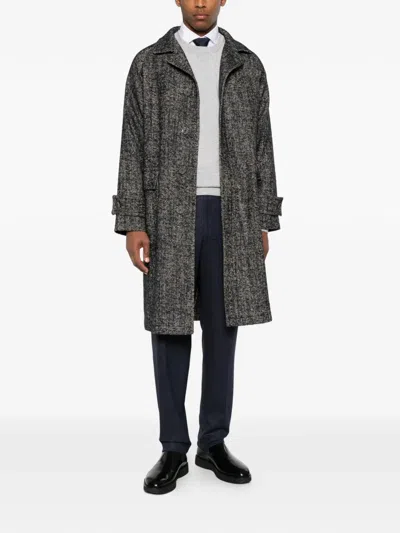 Tagliatore Herringbone-pattern Button-fastening Coat In Gray