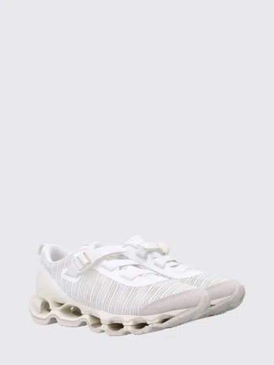 Mizuno Innovative Wave Performance Sneakers With Dynamic Strap Closure In White