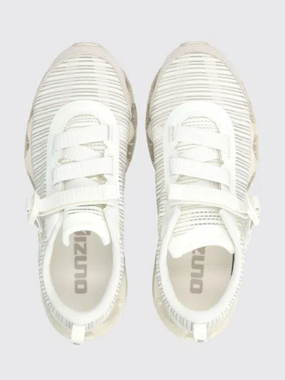 Mizuno Innovative Wave Performance Sneakers With Dynamic Strap Closure In White