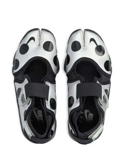 Nike Rift Split Toe Sandals Polka Dot Silhouette In White