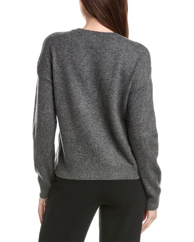 Cece Flower Applique Sweater In Gray