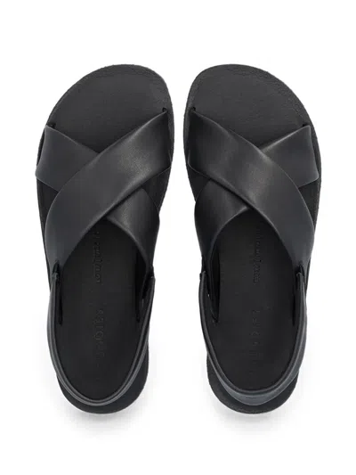 Groundies Crossover-strap Sandals In Black