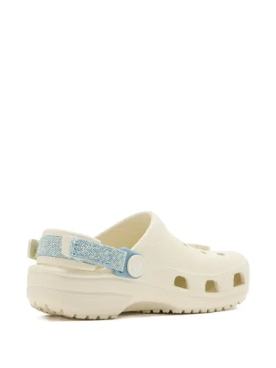 FLOWER-PATCH TOUCH-STRAP CLOGS