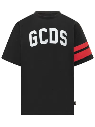 Gcds Man T-shirt Z0mlqc106j101 999r Regular Loose Ss T-shirt Black Red In Black