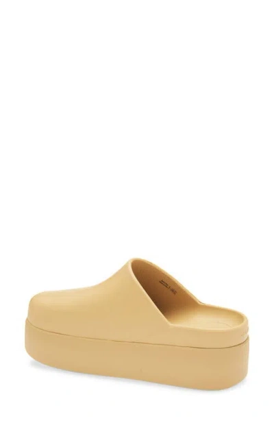 Crocs Dylan Platform Clog In Nude