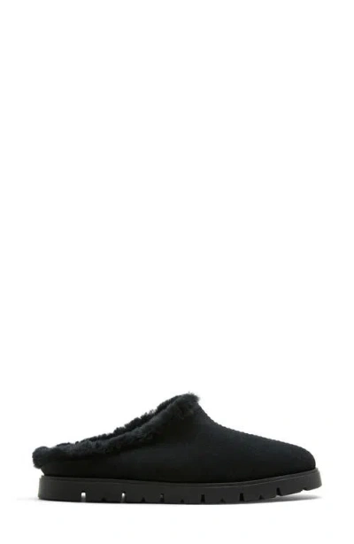 La Canadienne Eva Shearling Lined Slipper In Multi