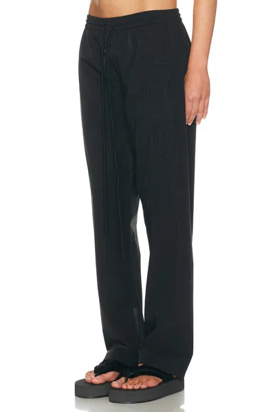 Essentials Active Trace Track Pant In Black