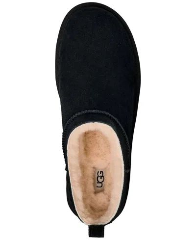 Ugg Black Solid Classic Boot. In Multi