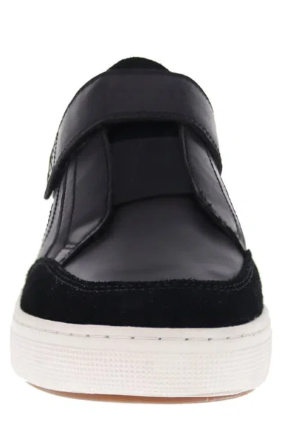 Propét Kade Sneaker In Black