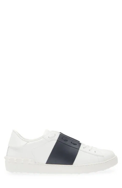 Valentino Garavani Minimalist Leather Sneakers With Contrasting Stripe Detail And Vlogo Signature In White