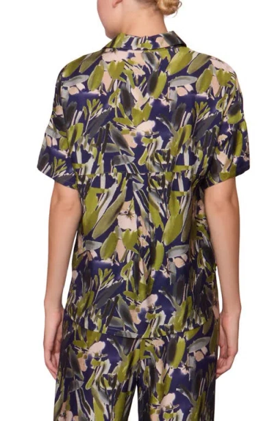 Melloday Easy Woven Pullover Shirt In Multi