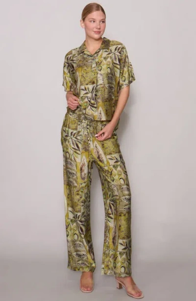 Melloday Easy Woven Pullover Shirt In Green