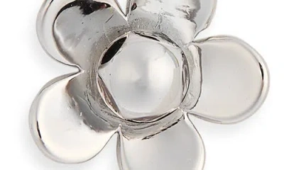 Marc Jacobs Daisy Stud Earrings In Silver