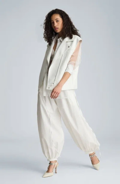 Kenneth Cole Pull On Bubble Leg Pant In White