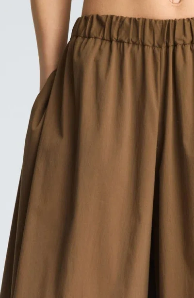 Kenneth Cole Pull On Bubble Leg Pant In Brown