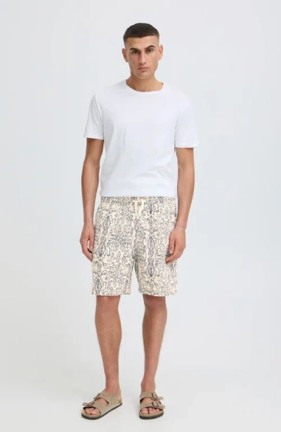 Solid ! Liam Cotton Shorts In White