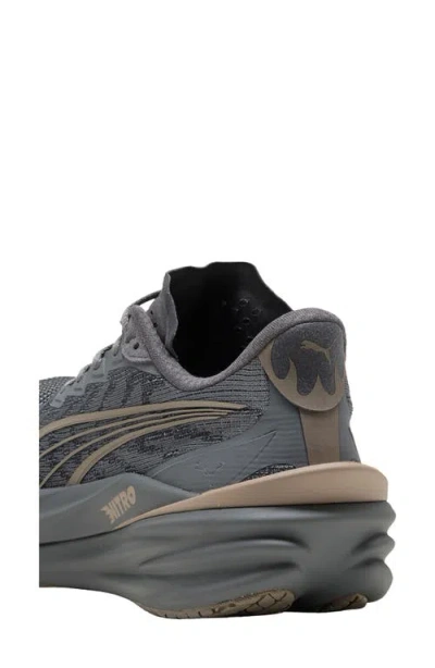 Puma Deviate Nitro 4 Running Shoe In Gray