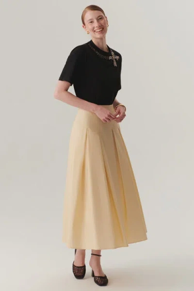 Exquise Leilani T-shirt In Black