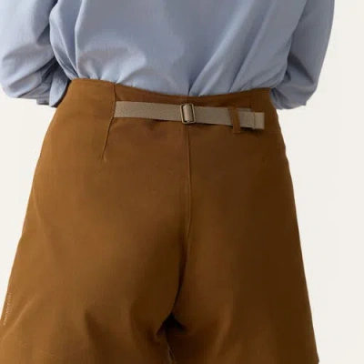 Hikerkind Front Field Short In Brown