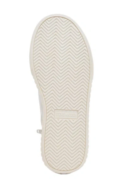 Steve Madden Laurisa Sneaker In White