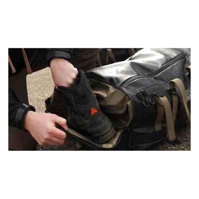Initial Ascent Sawtooth Duffel Bag In Black