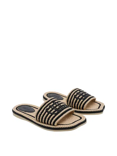 Chloé Sandals 19a With Shaped Straps In White Leather For Women In Neutral