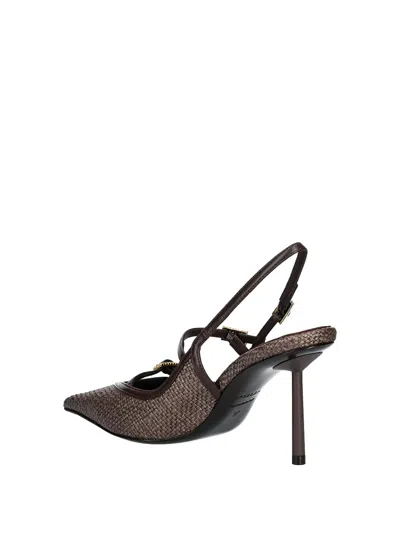 Le Silla The Saddle Pumps In Multi