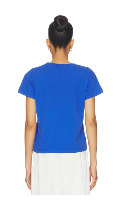 Daydreamer Solid Solo Tee In Blue