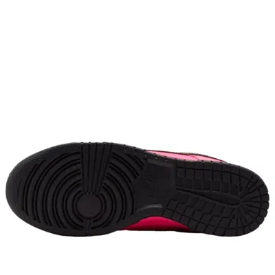 Nike Dunk Low Sneakers In Pink