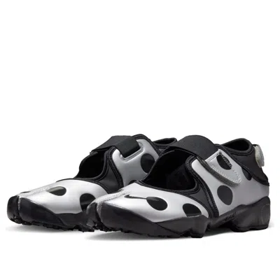 Nike Rift Split Toe Sandals Polka Dot Silhouette In White