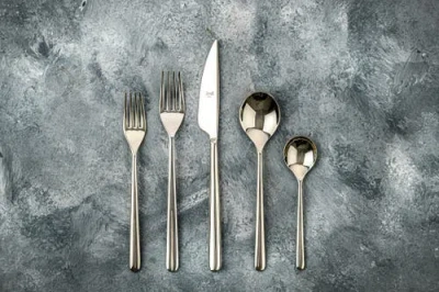 Mepra Linea Flatware Set In Gold