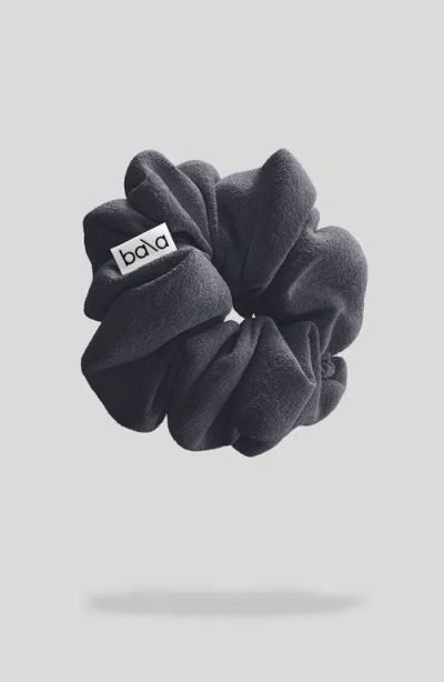 Balà Bala The Mat Scrunchie In Black