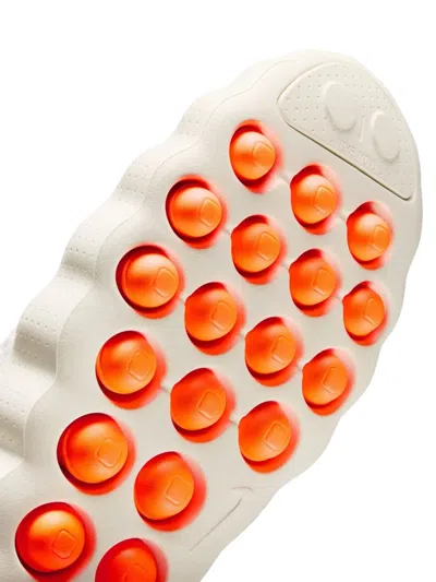 Nike Mind 2 Sneakers In Neutral