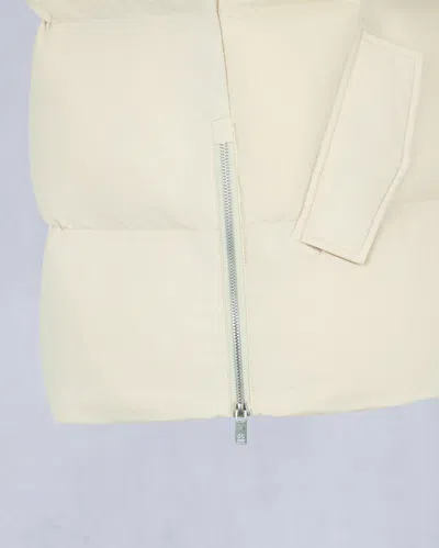 Moose Knuckles Long-sleeved Down Jacket In Neutral