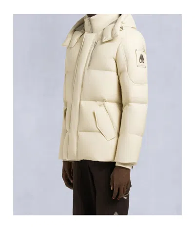 Moose Knuckles Long-sleeved Down Jacket In Neutral