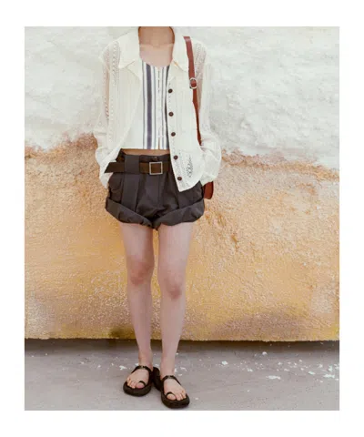 Low Classic Belt Loop Shorts In Black