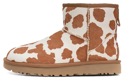 Ugg (wmns)  Classic Mini Ii Boot In Multi