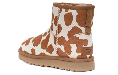 Ugg (wmns)  Classic Mini Ii Boot In Multi