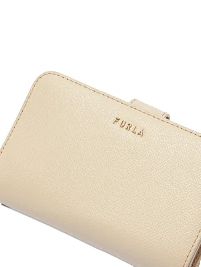 Furla Medium Classic Compact Leather Wallet In Neutral